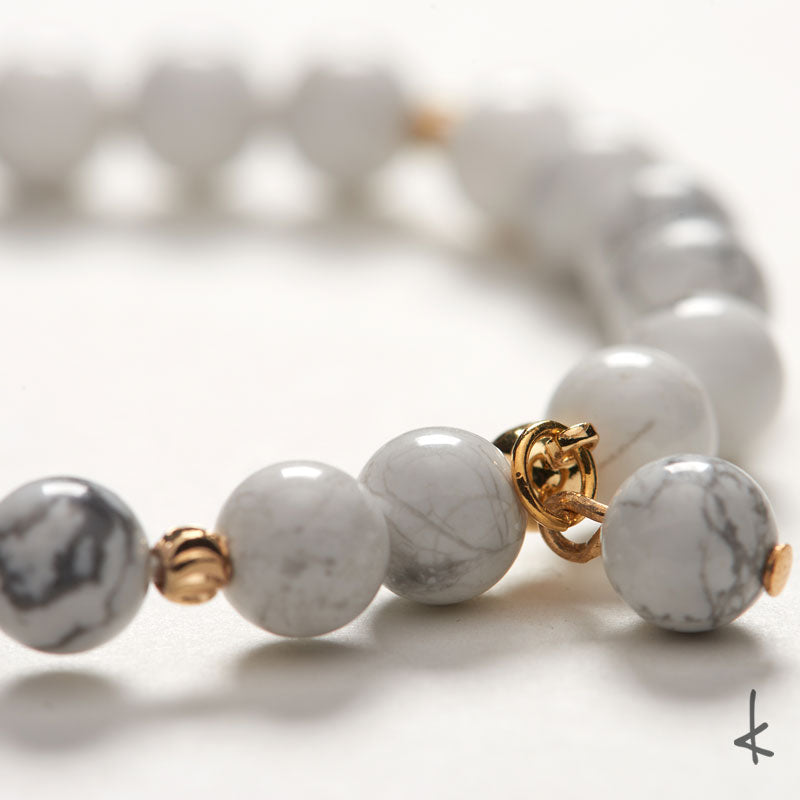 Howlite Bubbles Gold